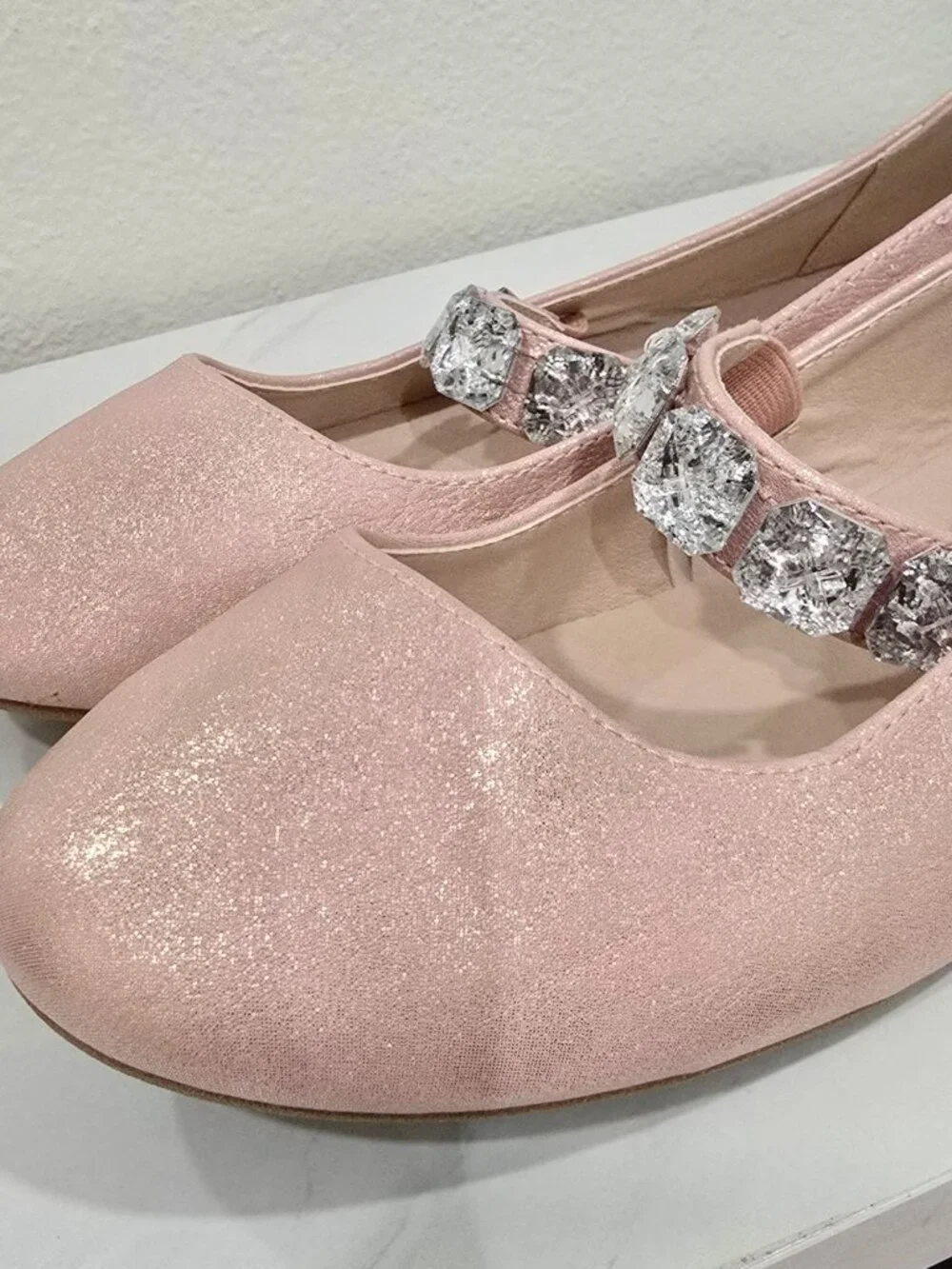 The Children’s Place ✦ Pink Glitter Mary Jane Flats ✦ Rhinestone Strap 5 NWT